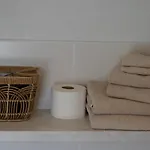 펜션 Mit Kamin , Terrasse Und Aussensauna