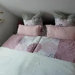 Mit Kamin , Terrasse Und Aussensauna 펜션 Pöhla