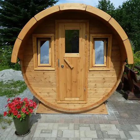 Nyaraló Mit Kamin , Terrasse Und Aussensauna *