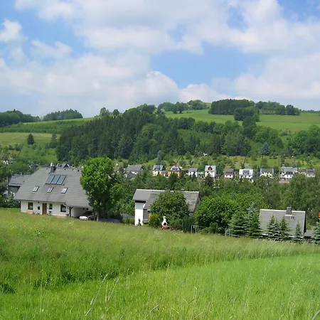 Mit Kamin , Terrasse Und Aussensauna *