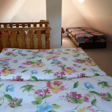 Mit Kamin , Terrasse Und Aussensauna