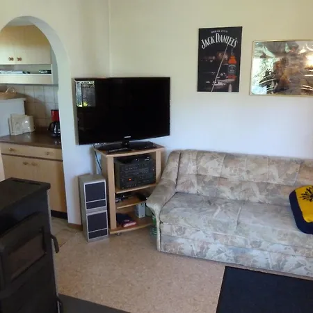 Nyaraló Mit Kamin , Terrasse Und Aussensauna *