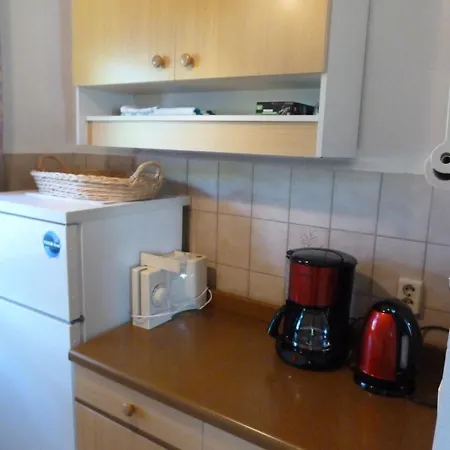 Nyaraló Mit Kamin , Terrasse Und Aussensauna *