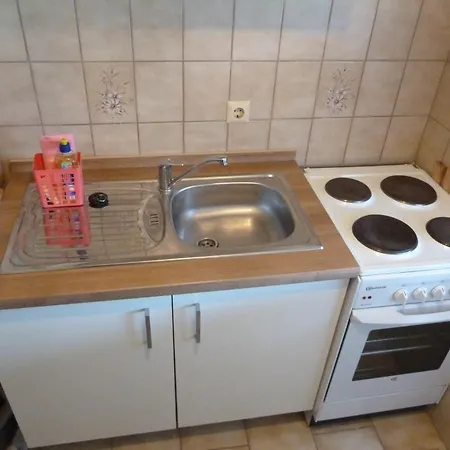 Nyaraló Mit Kamin , Terrasse Und Aussensauna