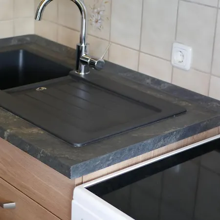 Vakantiehuis Mit Kamin , Terrasse Und Aussensauna *