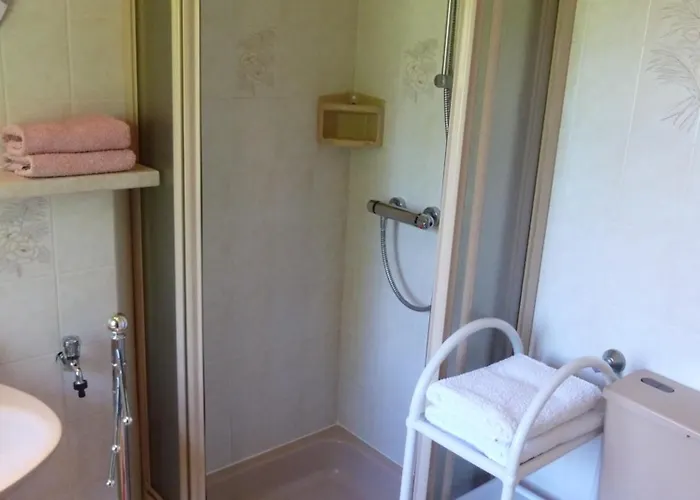 Mit Kamin , Terrasse Und Aussensauna Pohla