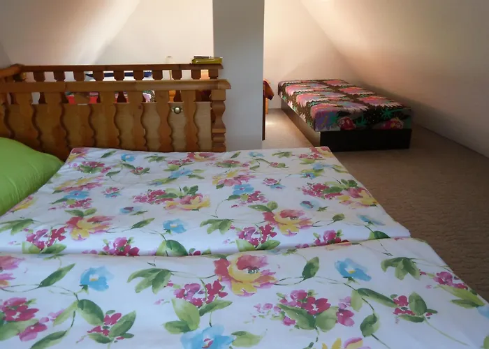 Mit Kamin , Terrasse Und Aussensauna