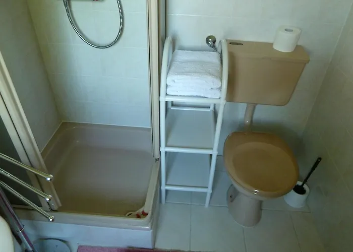 Mit Kamin , Terrasse Und Aussensauna