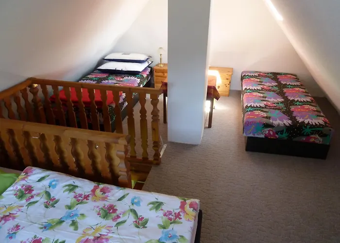 Mit Kamin , Terrasse Und Aussensauna